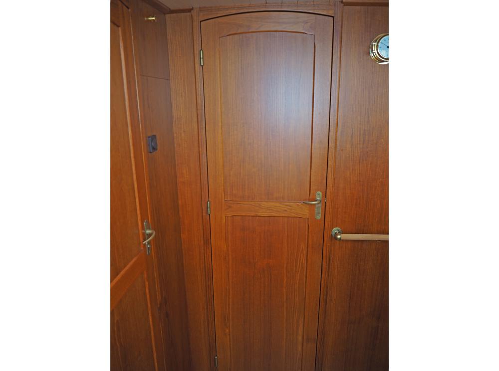 Fore ship, Accommodation